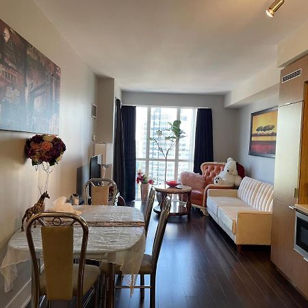 Luxury Condo With Cn Tower View Toronto Exterior foto